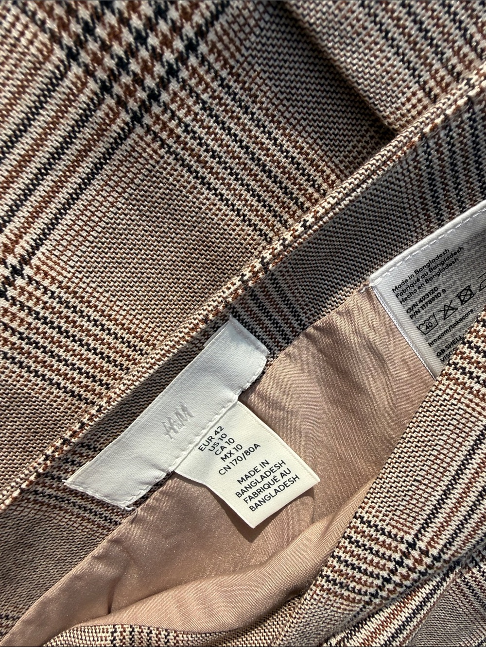 H&M Plaid Blazer and Skirt Set - Picture 3 of 6